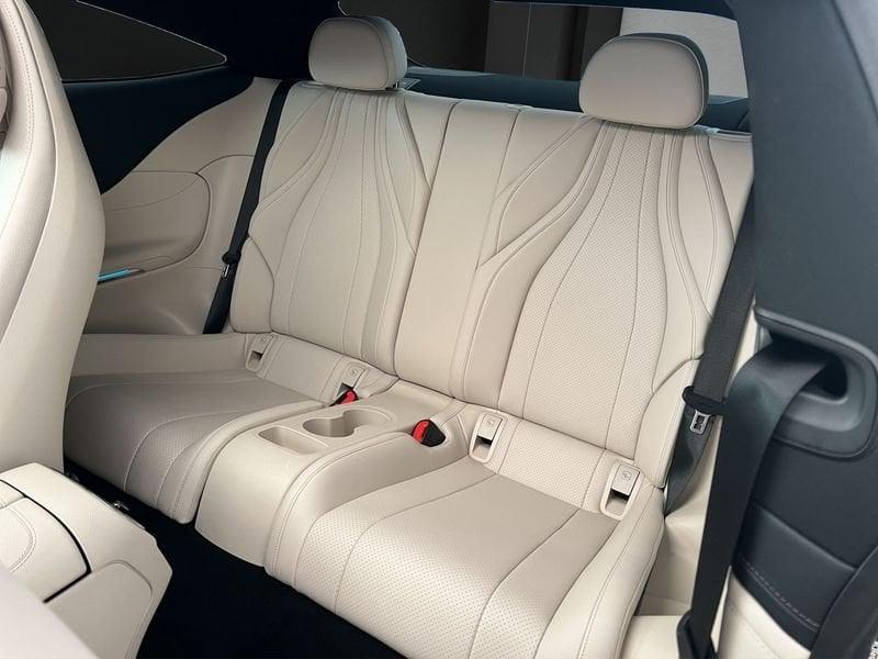 Mercedes-Benz CLE Coupé CLE 300 4M AMG Line PREMIUM PLUS