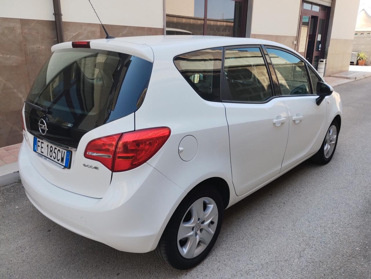 Opel Meriva 1.6 CDTI StarteStop Design Edition