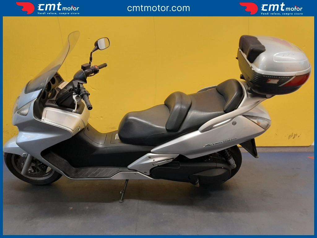 Honda Silver Wing 600 - 2001