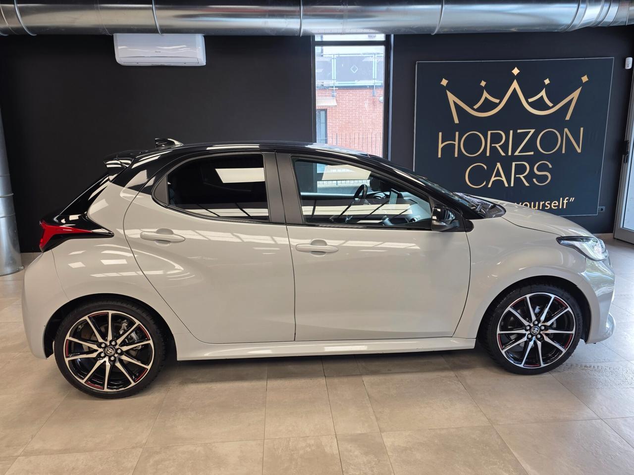 Toyota Yaris 1.5 hybrid GR Sport