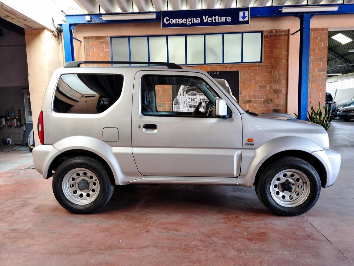 Suzuki Jimny 1.5 DDiS cat 4WD JLX