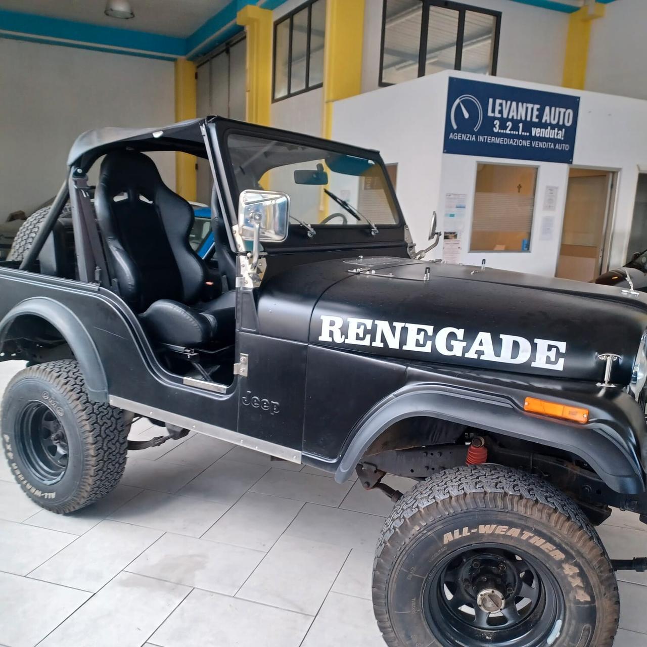 AUTO D'EPOCA INTROVABILE Jeep Renegade 4X4