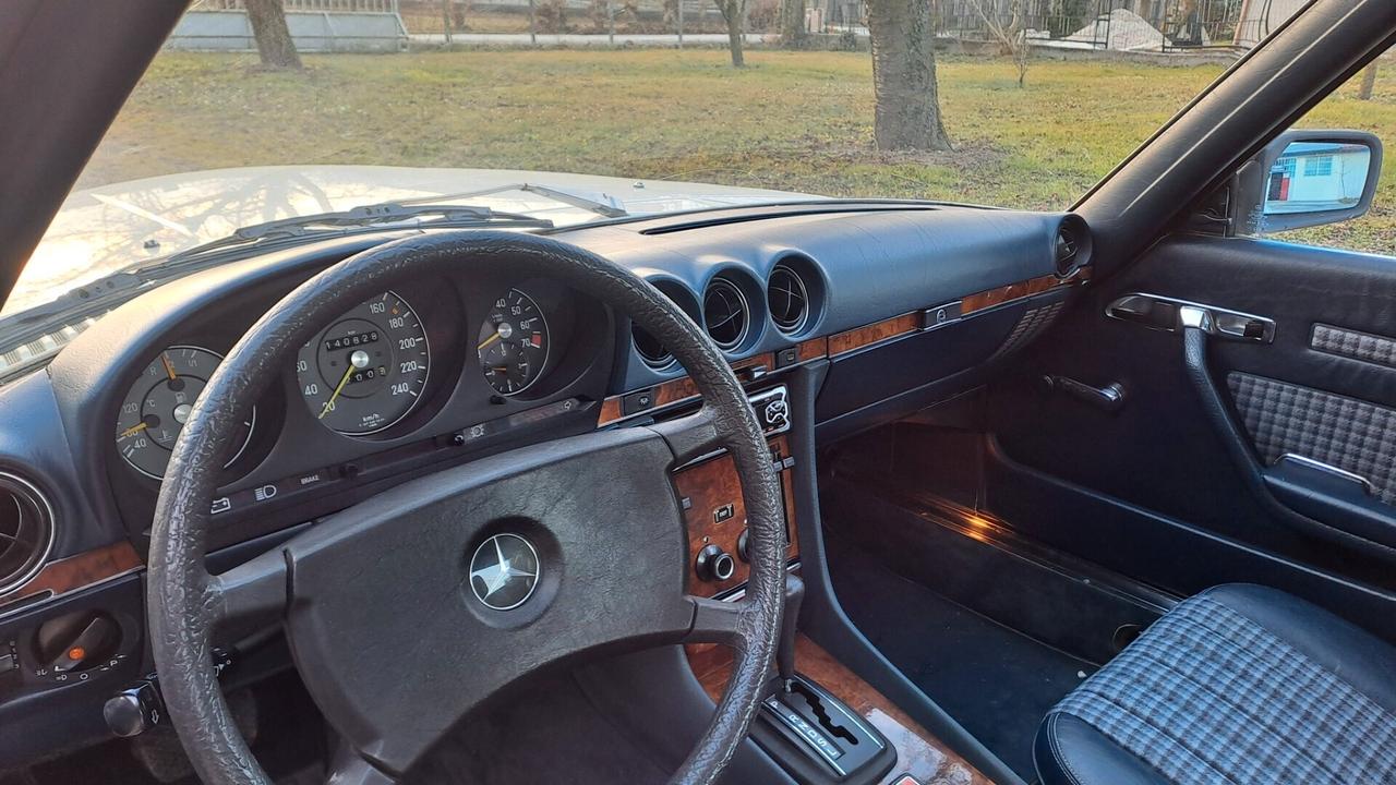 Mercedes-benz SL 380 SLC 380 Very rare LHD european car