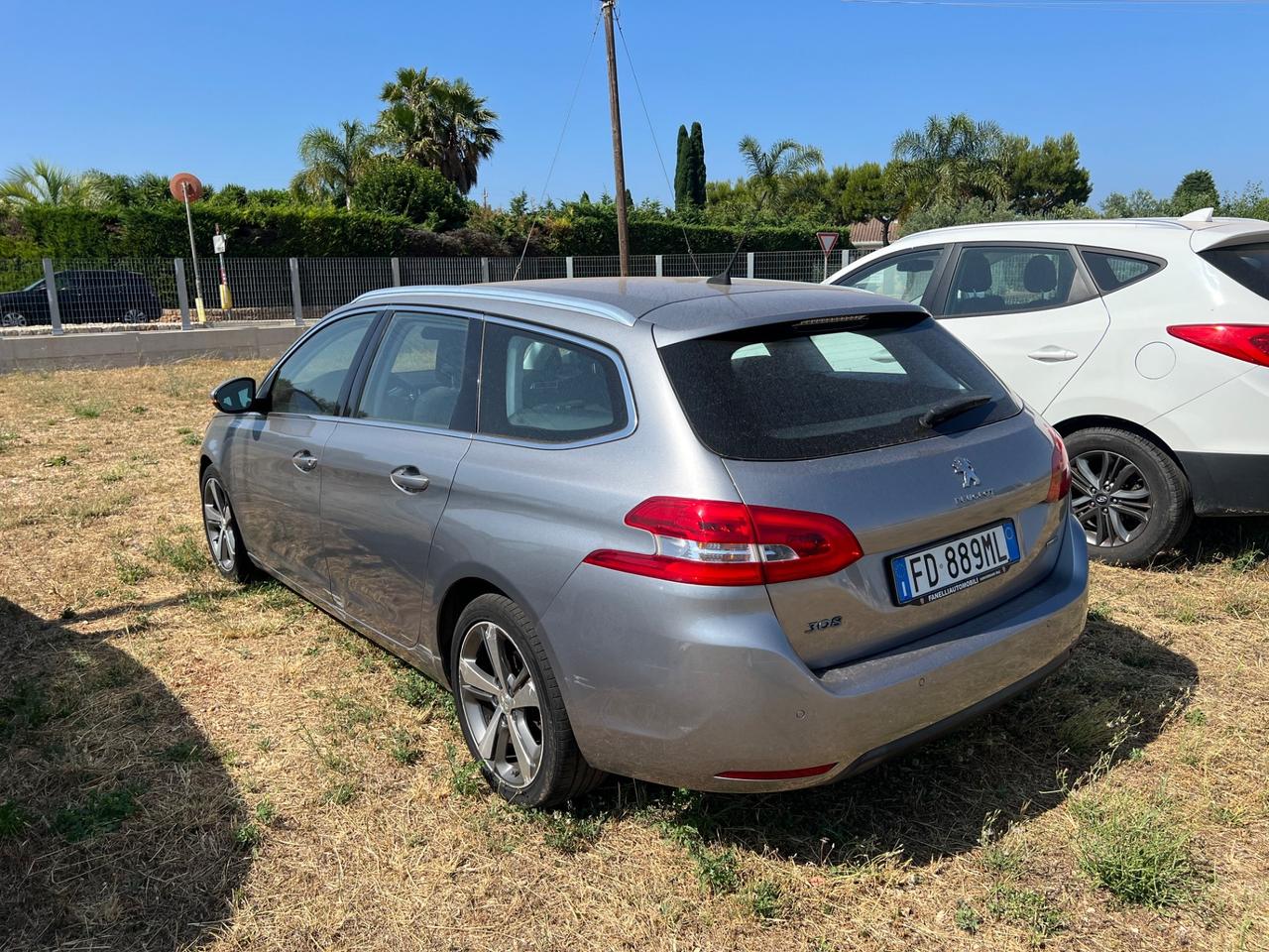 Peugeot 308 1.6 HDi 120 EAT6 SW Allure | 2016