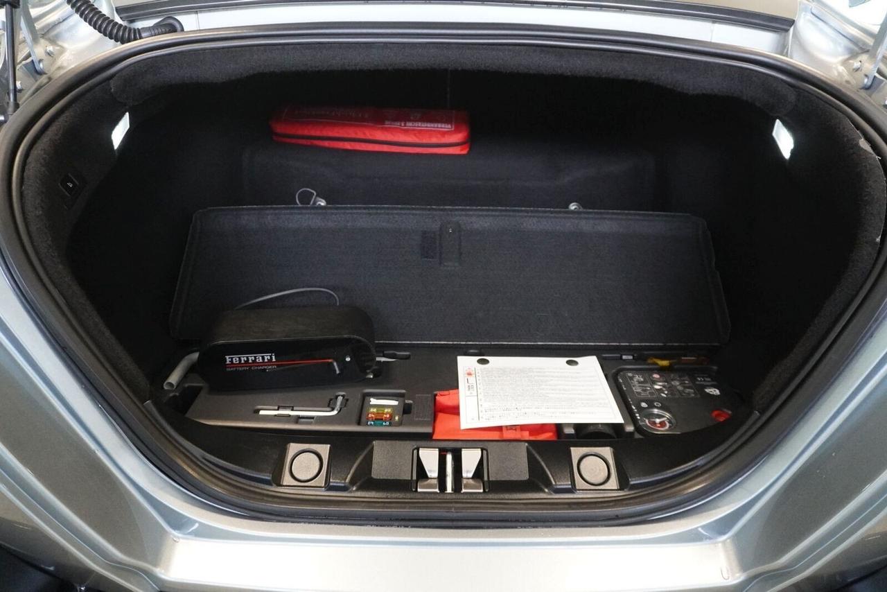Ferrari Roma 3.9 benzina CV 620 KW 456