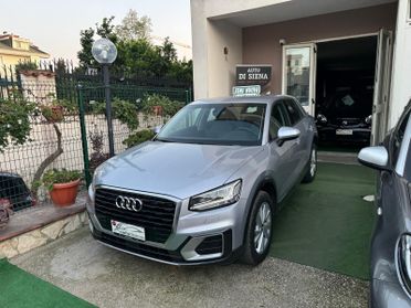 Audi Q2 30 TDI S tronic Business IDENTITY