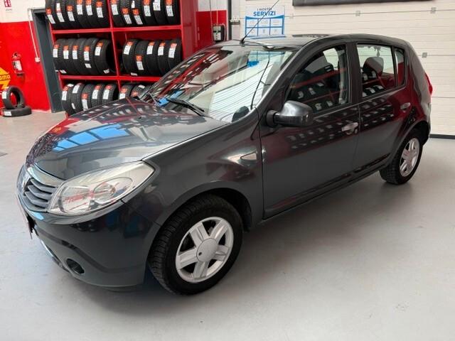 Dacia Sandero 1.4 8V GPL Ambiance