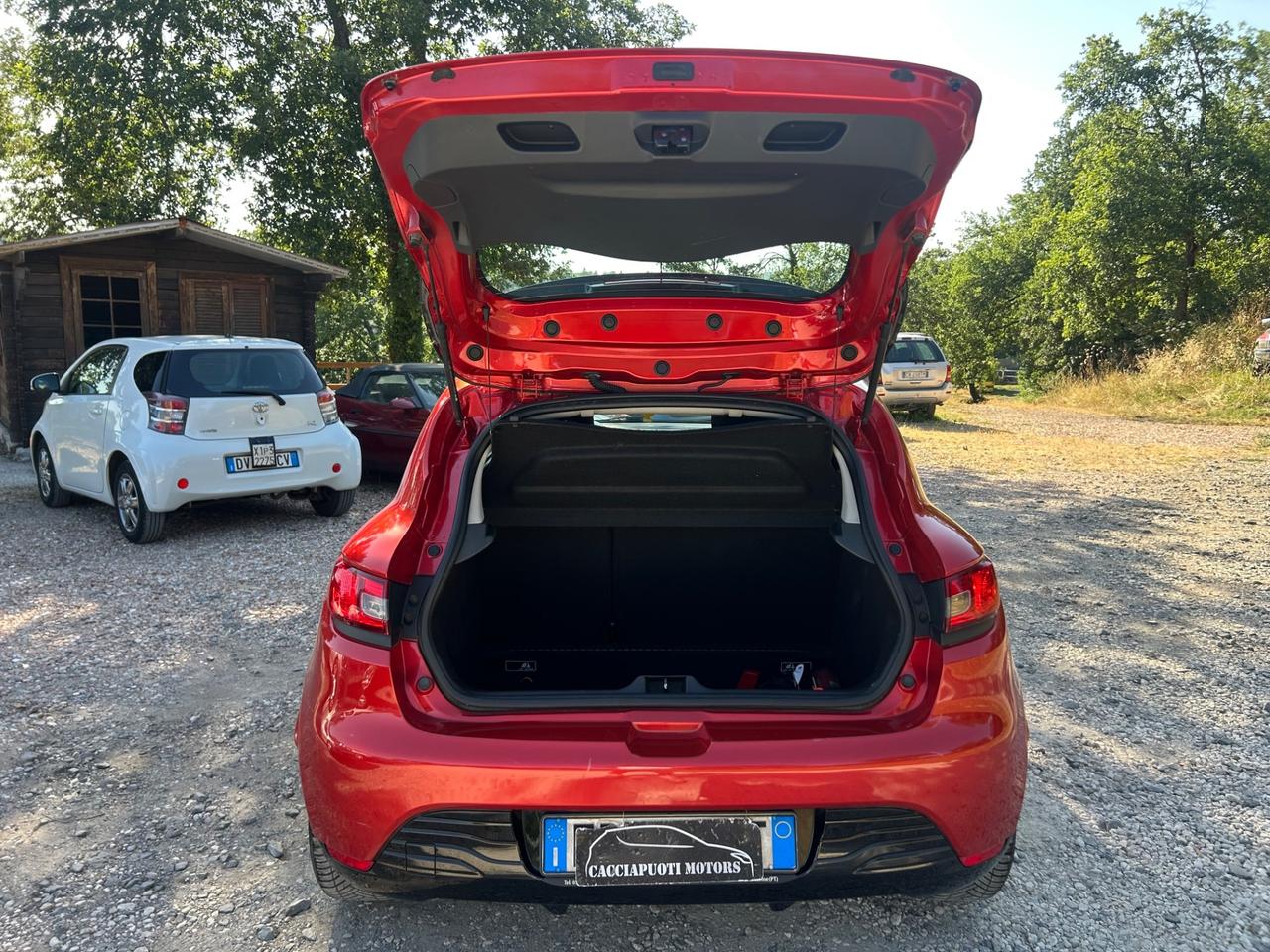 Renault Clio 1.2 75CV 5 porte Live neopatentati permute