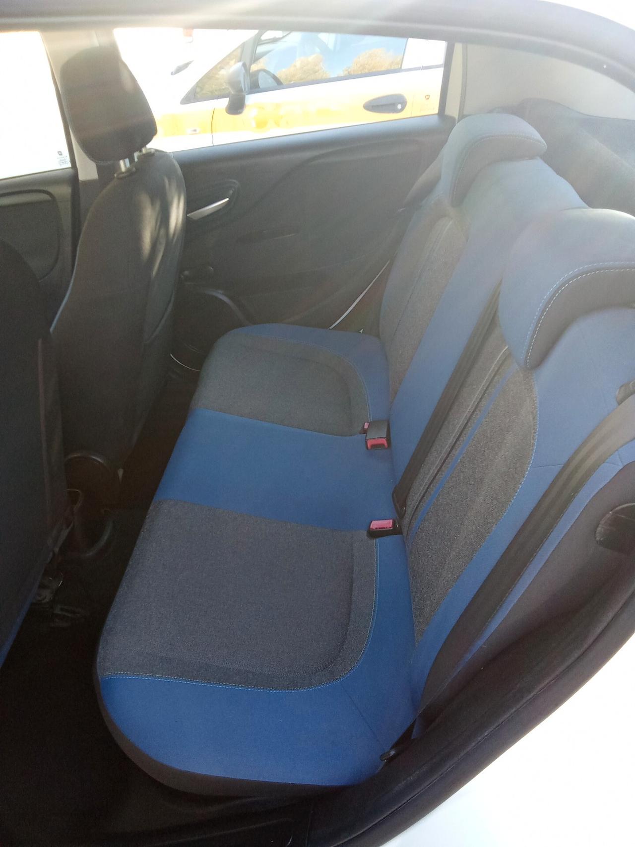 Fiat Punto 1.4 8V 5 porte Natural Power Street 013