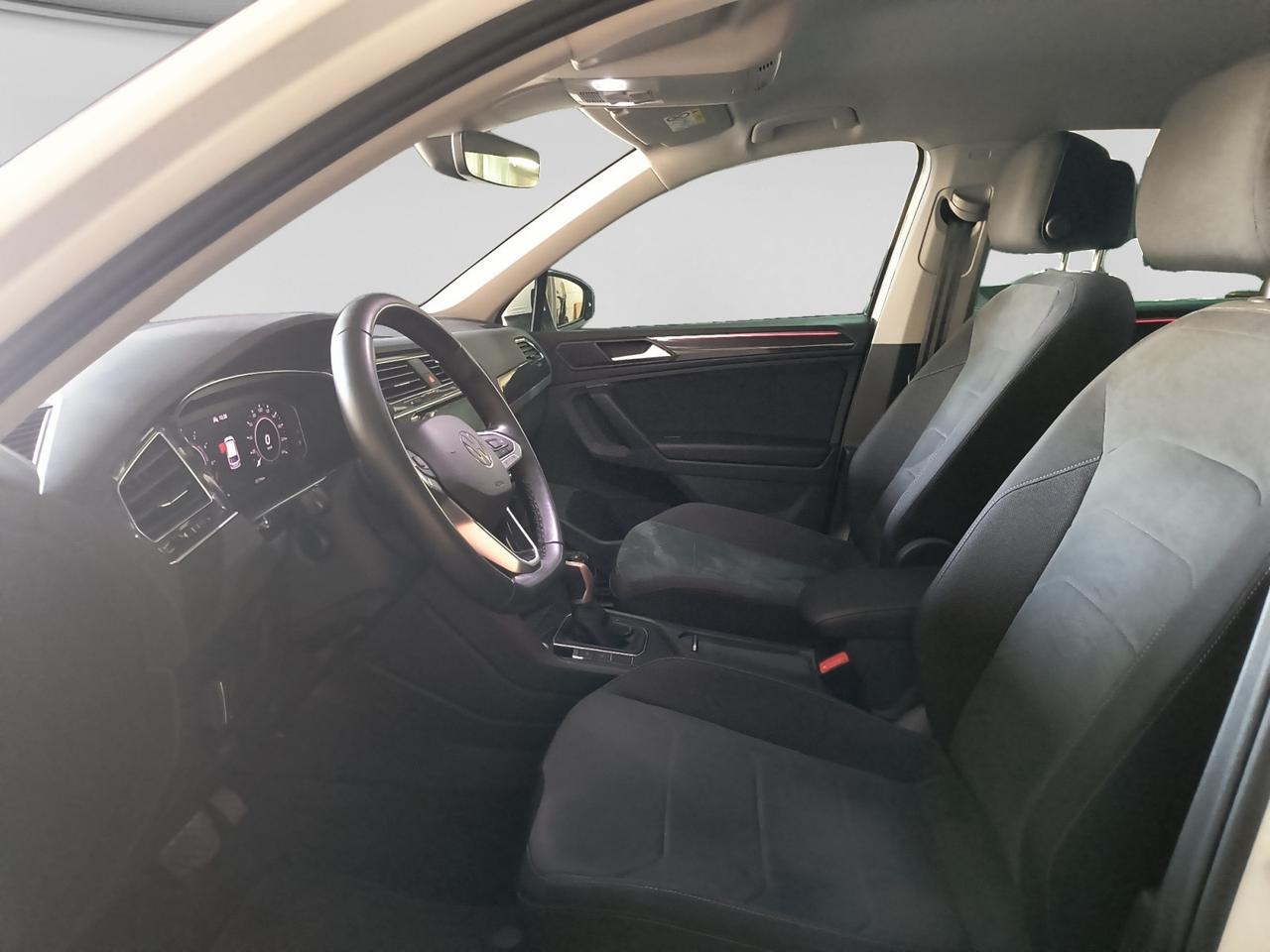 VOLKSWAGEN Tiguan II 2021 - Tiguan 1.4 tsi eh Elegance dsg