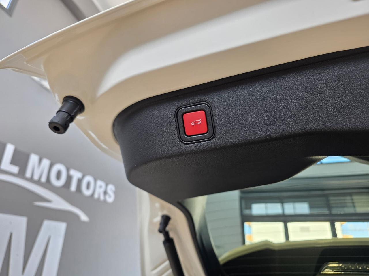 Alfa Romeo Junior 1.2 136 CV Hybrid eDCT6 Speciale