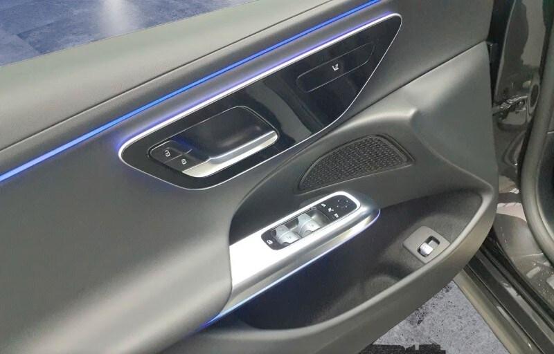 MERCEDES Classe E (W/S214) E 220 d Mild hybri...