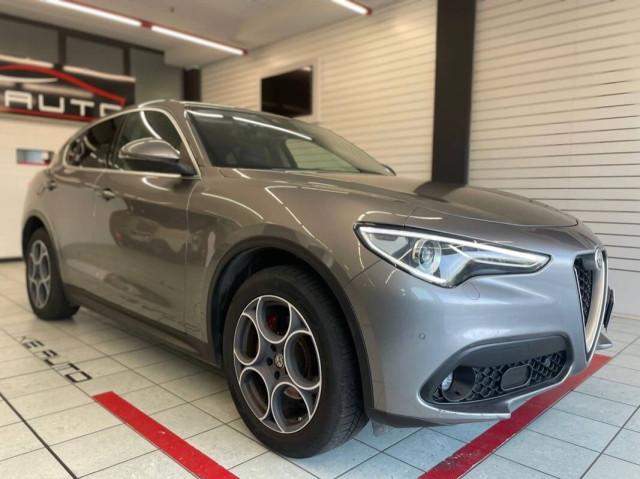 Alfa Romeo Stelvio 2.2 t Business Q4 210cv auto my19