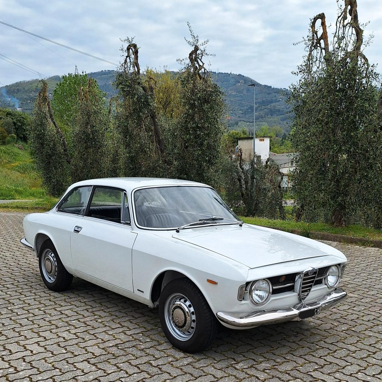 Alfa Romeo GT Junior 1300 Scalino - RESTAURO TOTALE