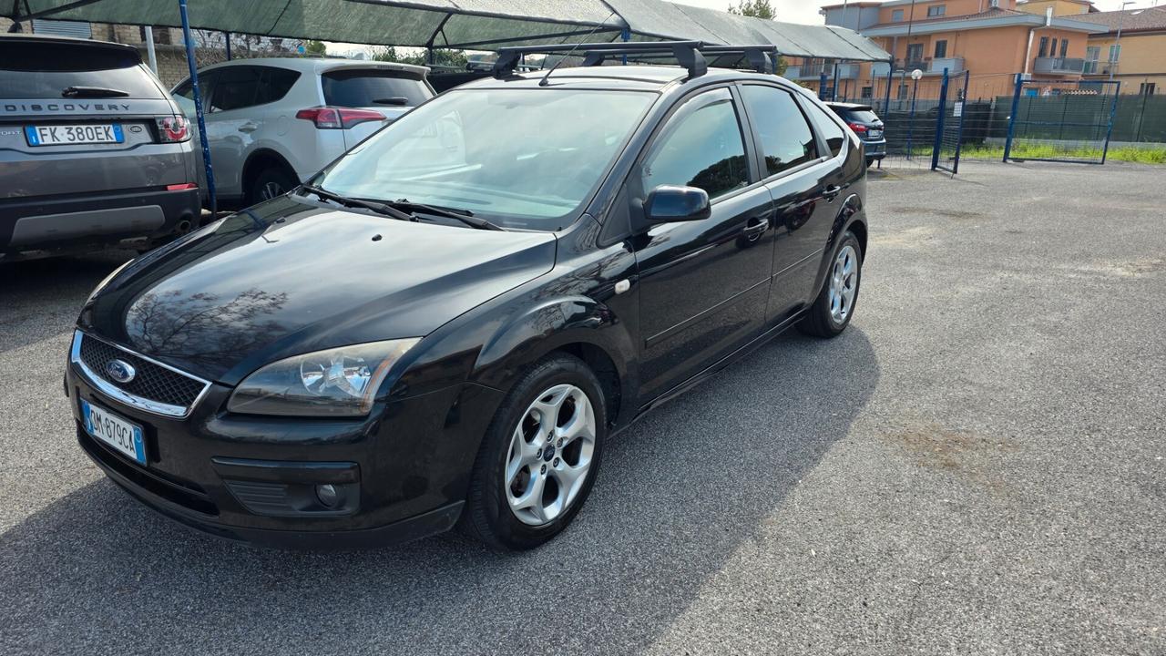 Ford Focus C-Max Focus+ 1.6 TDCi (90CV) 5p. Titanium