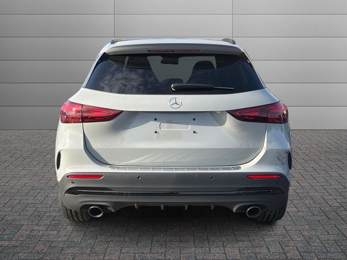 Mercedes-Benz Mercedes-AMG GLA 35 4MATIC