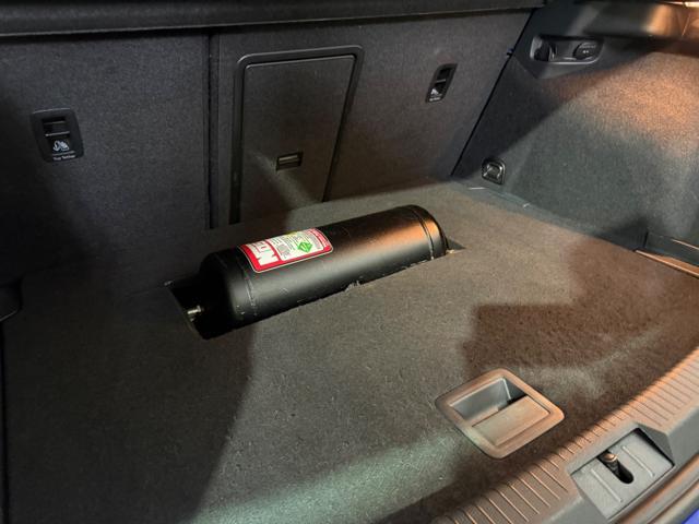 VOLKSWAGEN Golf R ASSETTO AIRLIFT CERCHI DA 20 TUTTO OMOLOGATO