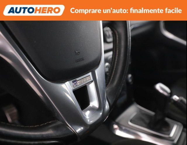 VOLVO V40 D2 R-design