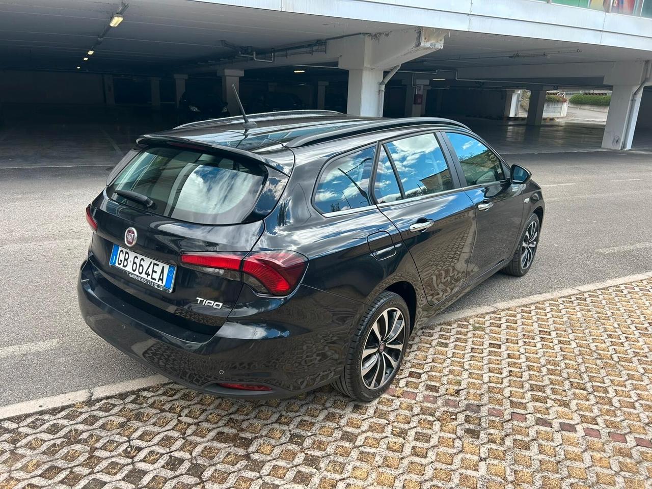 Fiat Tipo 1.3 Mjt S&S SW Lounge