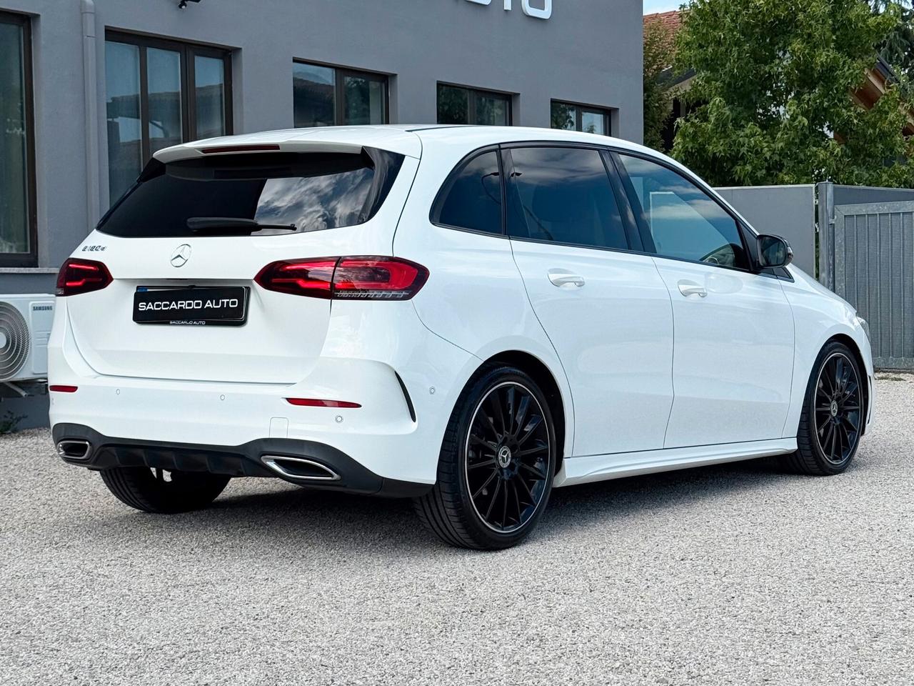 Mercedes B 180 d Premium AMG Night | PREZZO REALE
