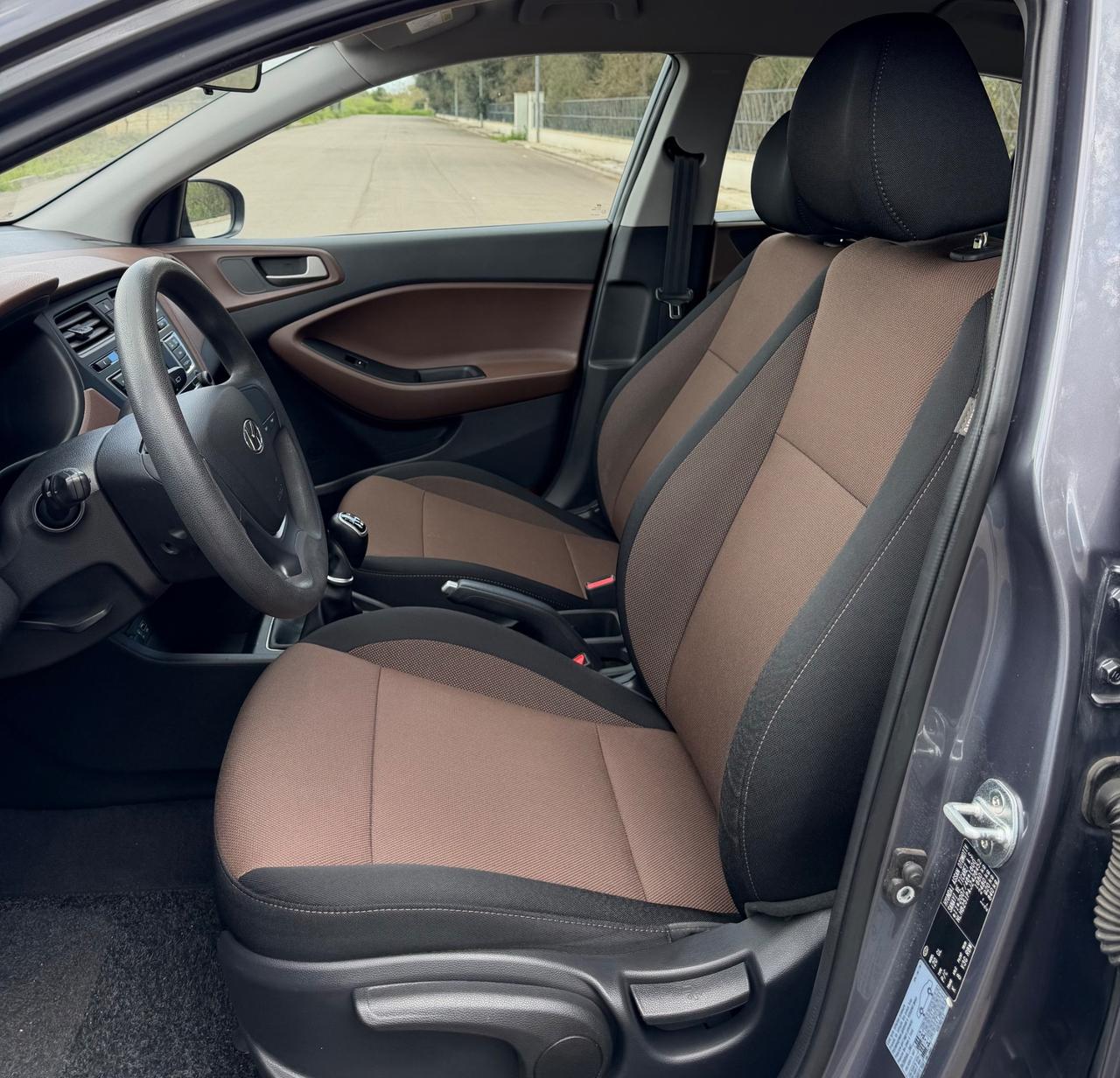 Hyundai i20 1.1 CRDi 12V 5 porte Classic