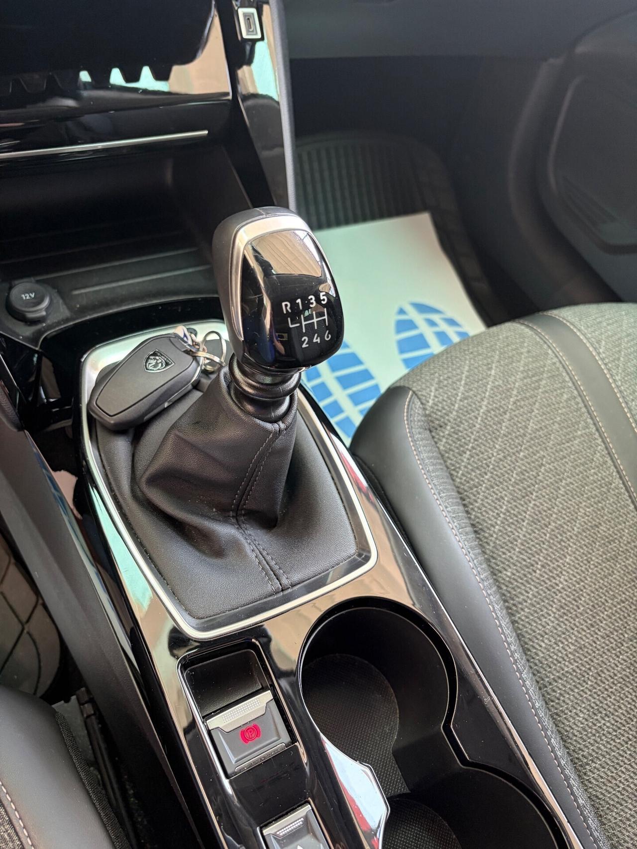Peugeot 208 PureTech 100 Stop&Start 5 porte Allure