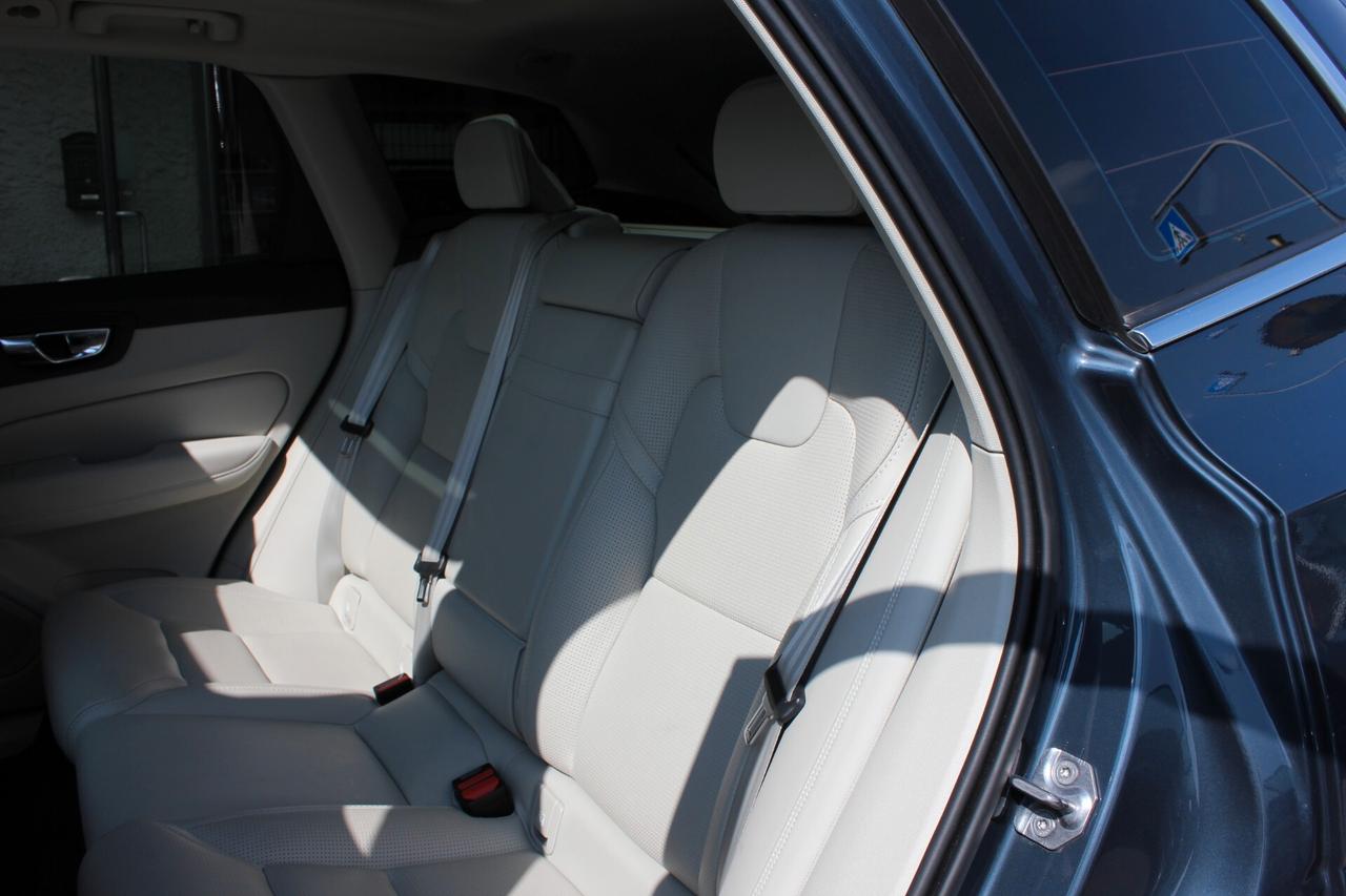 Volvo XC 60 D3 Inscription N1 FULL OPTIONAL UNICO PROPRIETARIO + IVA