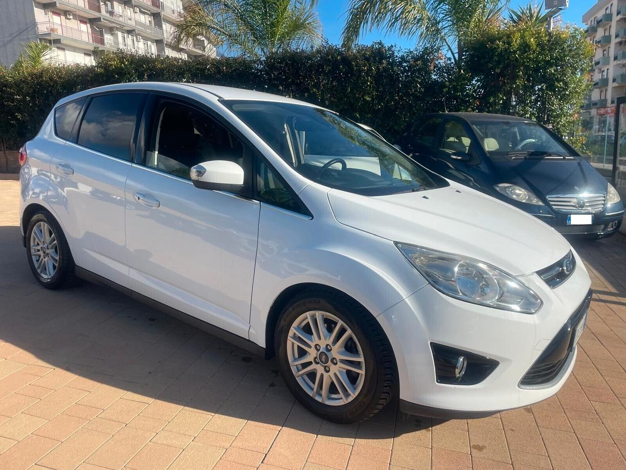 Ford C-Max "Finanziabile Senza Busta Paga"
