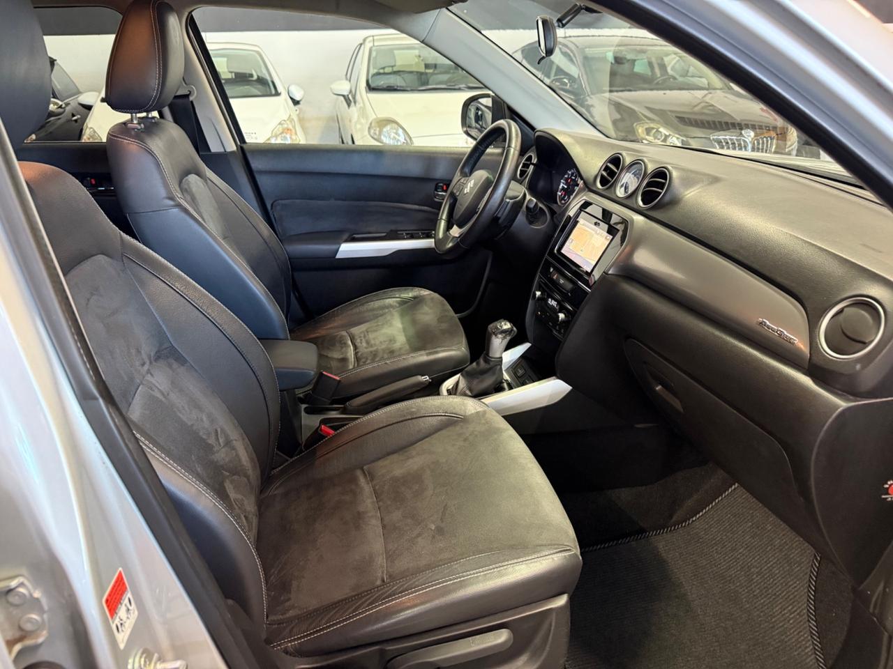 Suzuki Vitara 1.6 DDiS 4WD AllGrip DCT V-Top