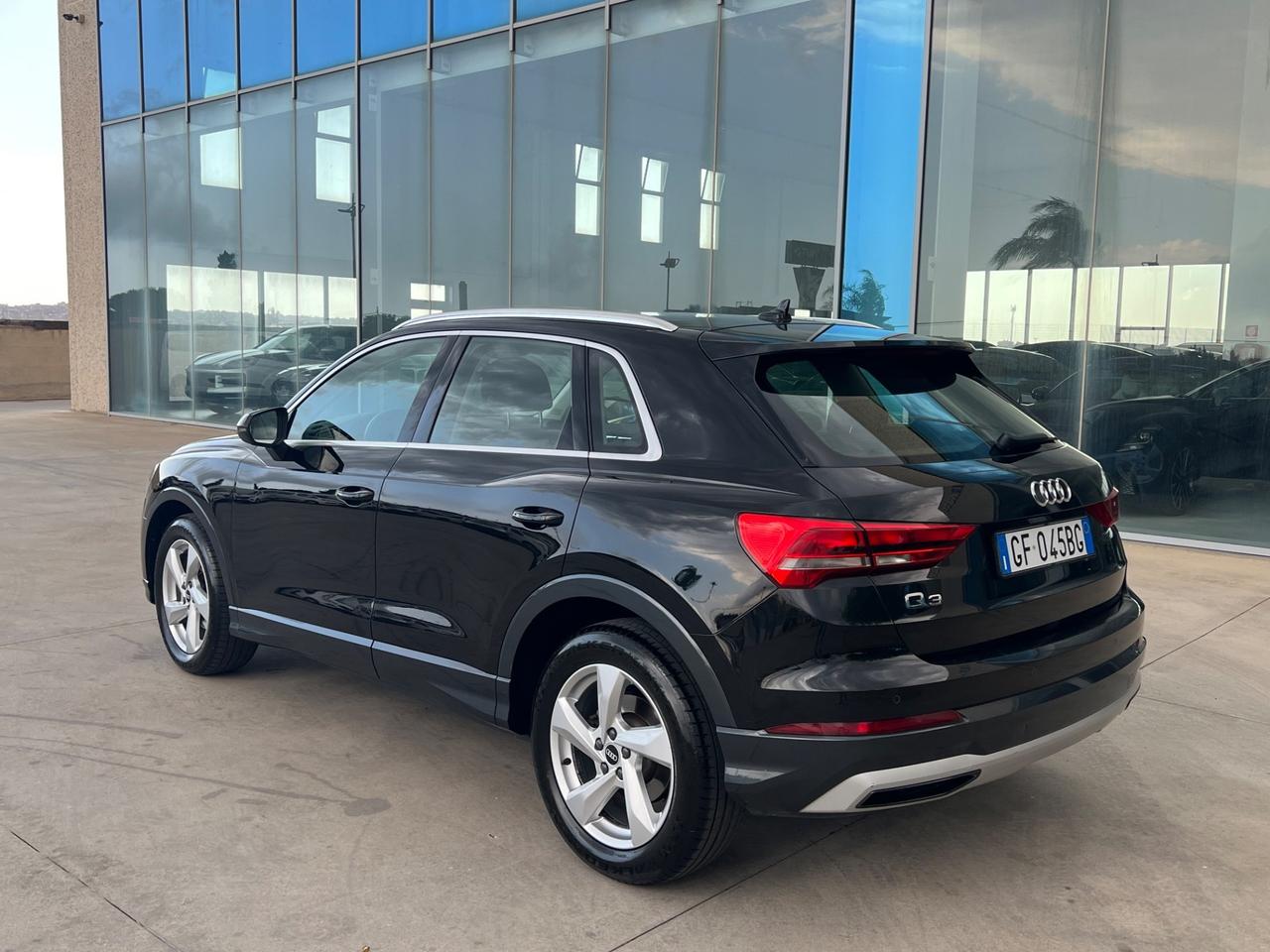Audi Q3 35 TDI S tronic Business Advanced - possibilità noleggio no scoring