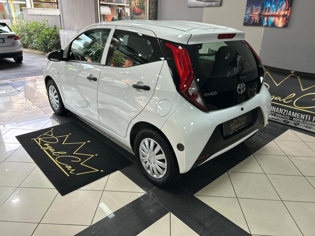 Toyota Aygo 1.0 - 5p - Gpl