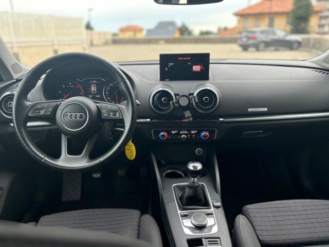 AUDI A3 1.6 TDI 116 CV Sport