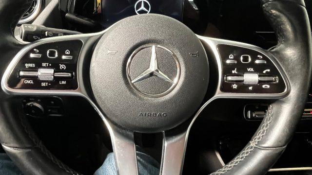 MERCEDES-BENZ B 180 d Premium