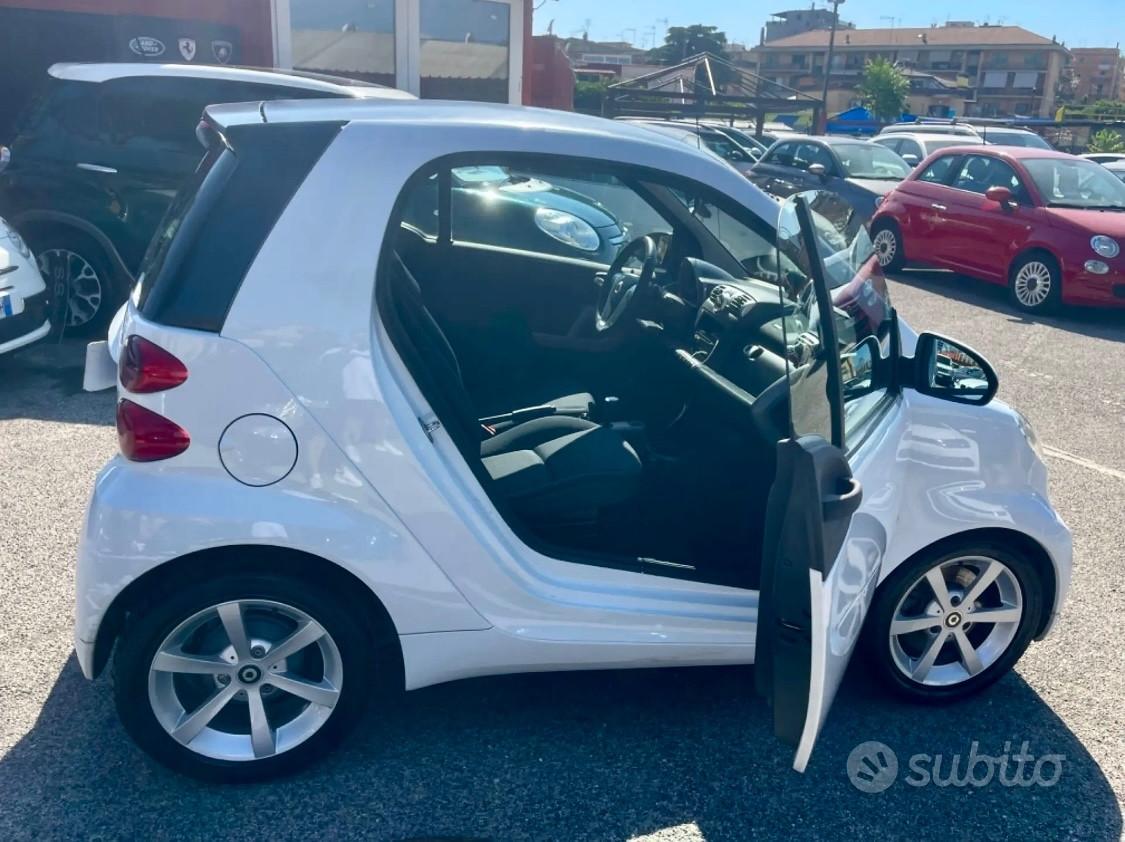 Smart ForTwo 1000 52 kW coupé pure allestimento brabus