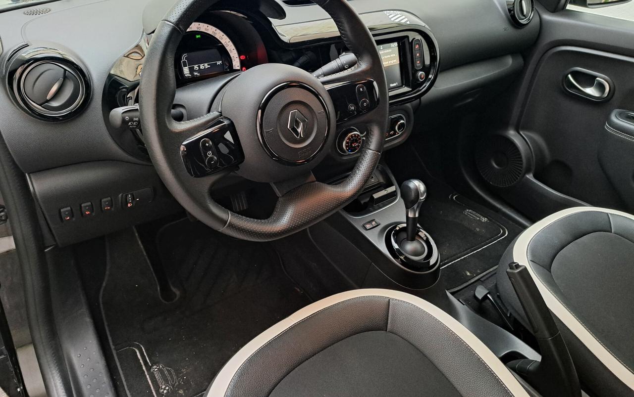 Renault Twingo Electric Urban Night