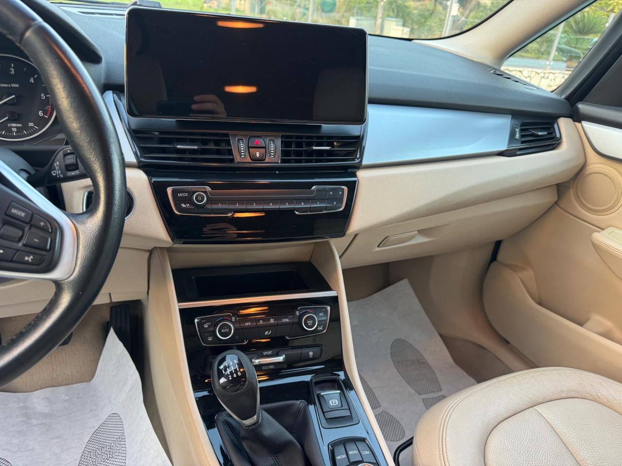 Bmw 2er gran Tourer 216d luxury 7 POSTI