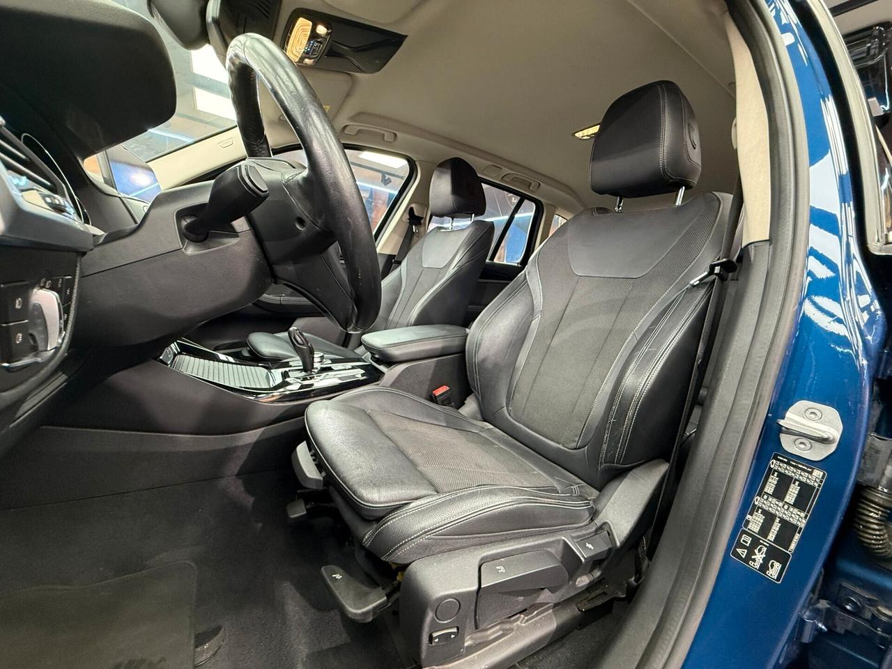 Bmw X3 xDrive20d Luxury (322)