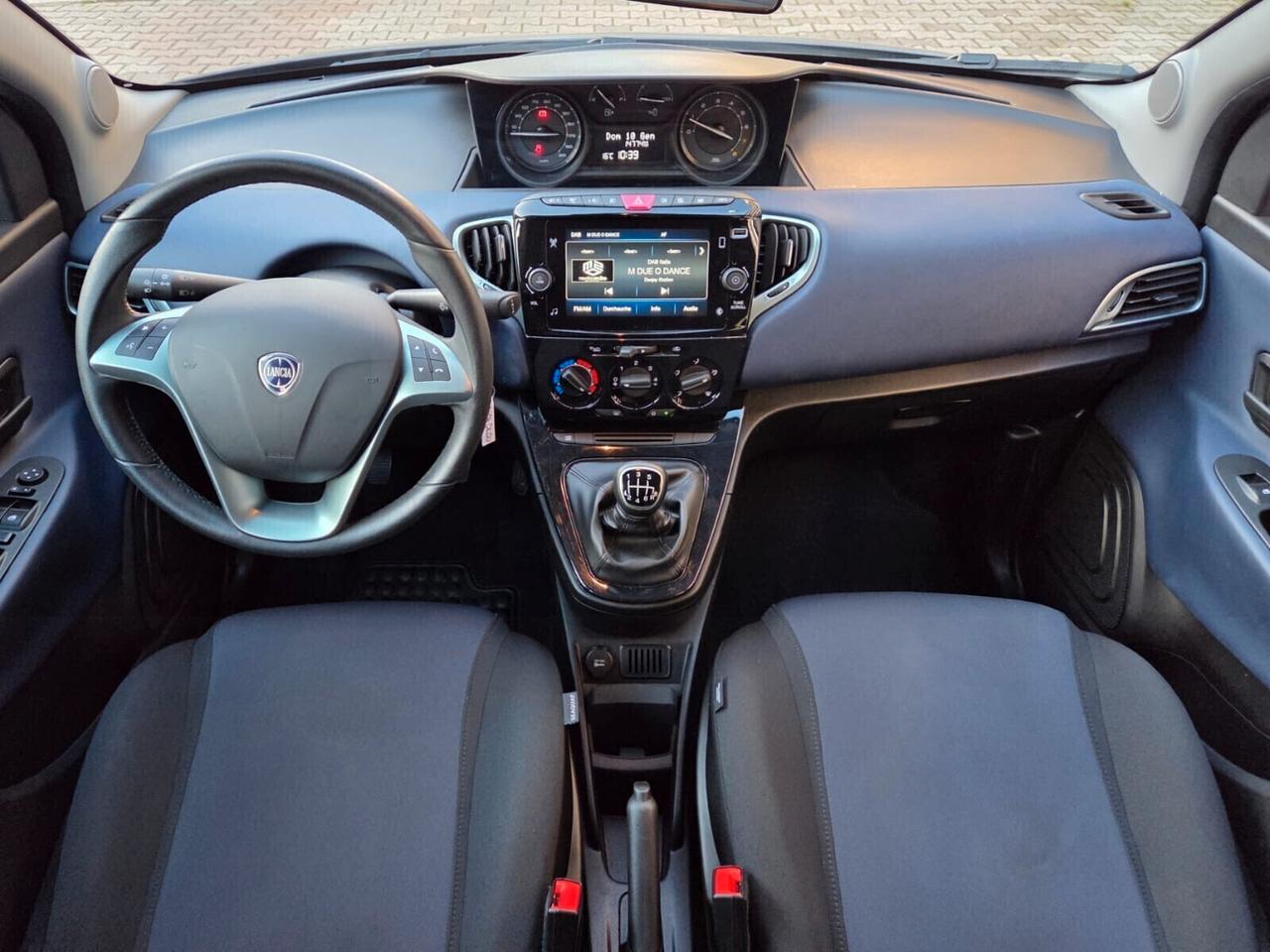 Lancia Ypsilon 1.0 Hybrid 5 porte S&S Platino
