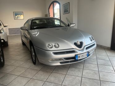 Alfa Romeo GTV 2.0i 16V Twin Spark cat L