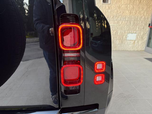 LAND ROVER Defender 90 3.0D I6 200 CV AWD Auto ''TOTAL BLACK''