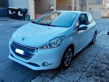Peugeot 208 1.2 VTi 82 CV 3 porte Allure