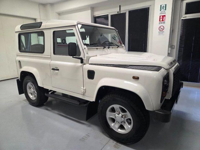 LAND ROVER Defender 90 2.4 TD4 PERFETTA