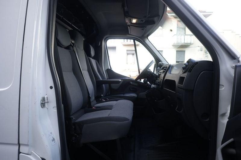 Renault Master Renault Master T28 2.3 dCi 135 PC-TM Furgone Ice Unicoproprietario