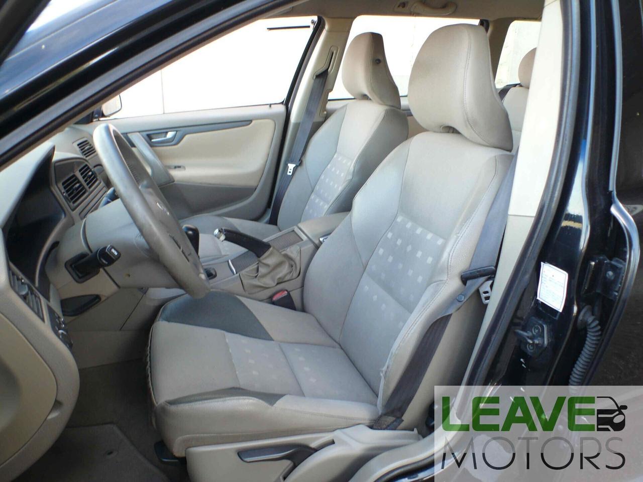 Volvo V70/XC70 Momentum (M1364)