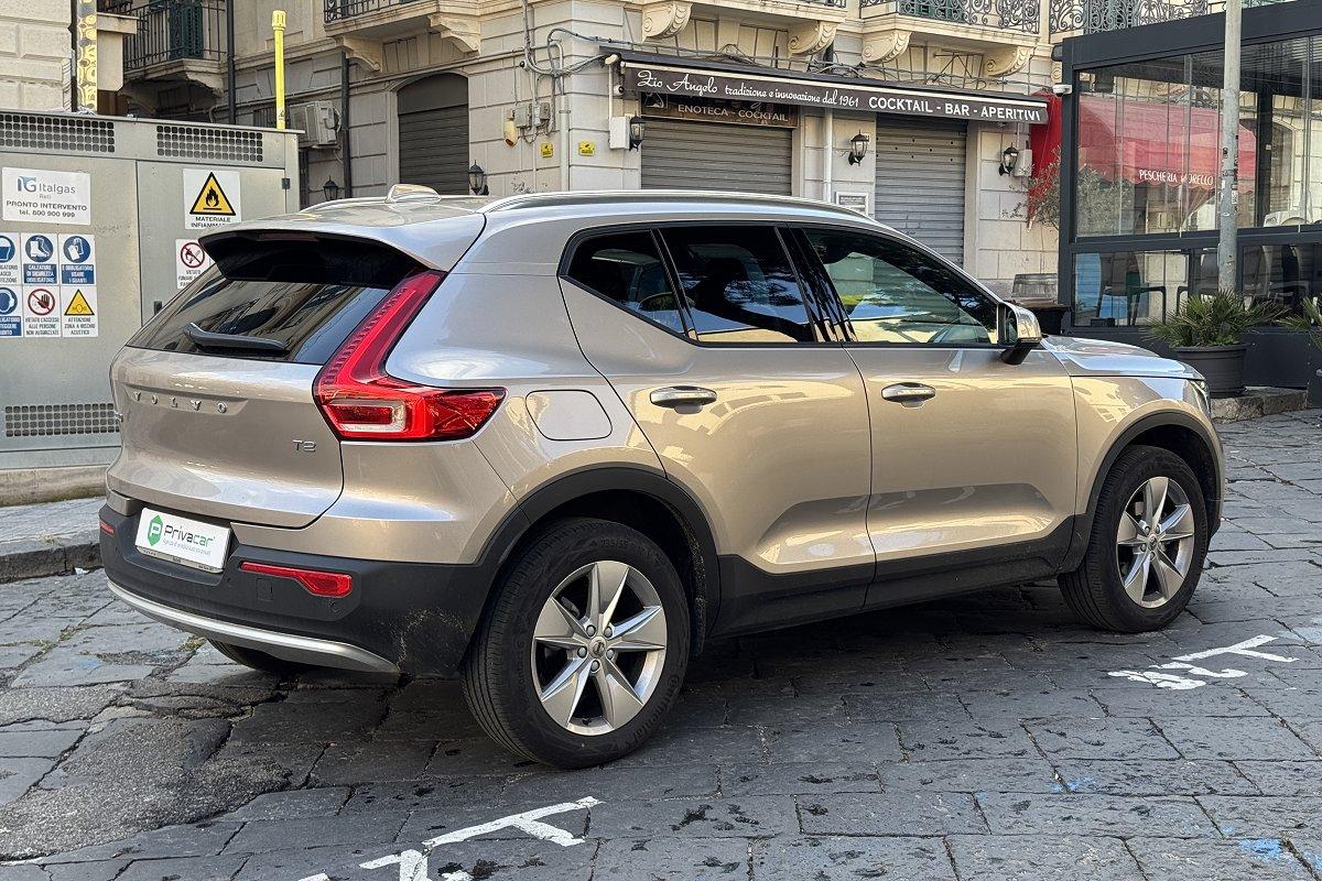 VOLVO XC40 T2 automatico Core