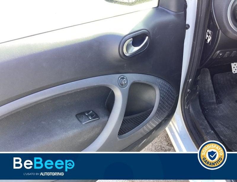 smart fortwo EQ PASSION 4,6KW