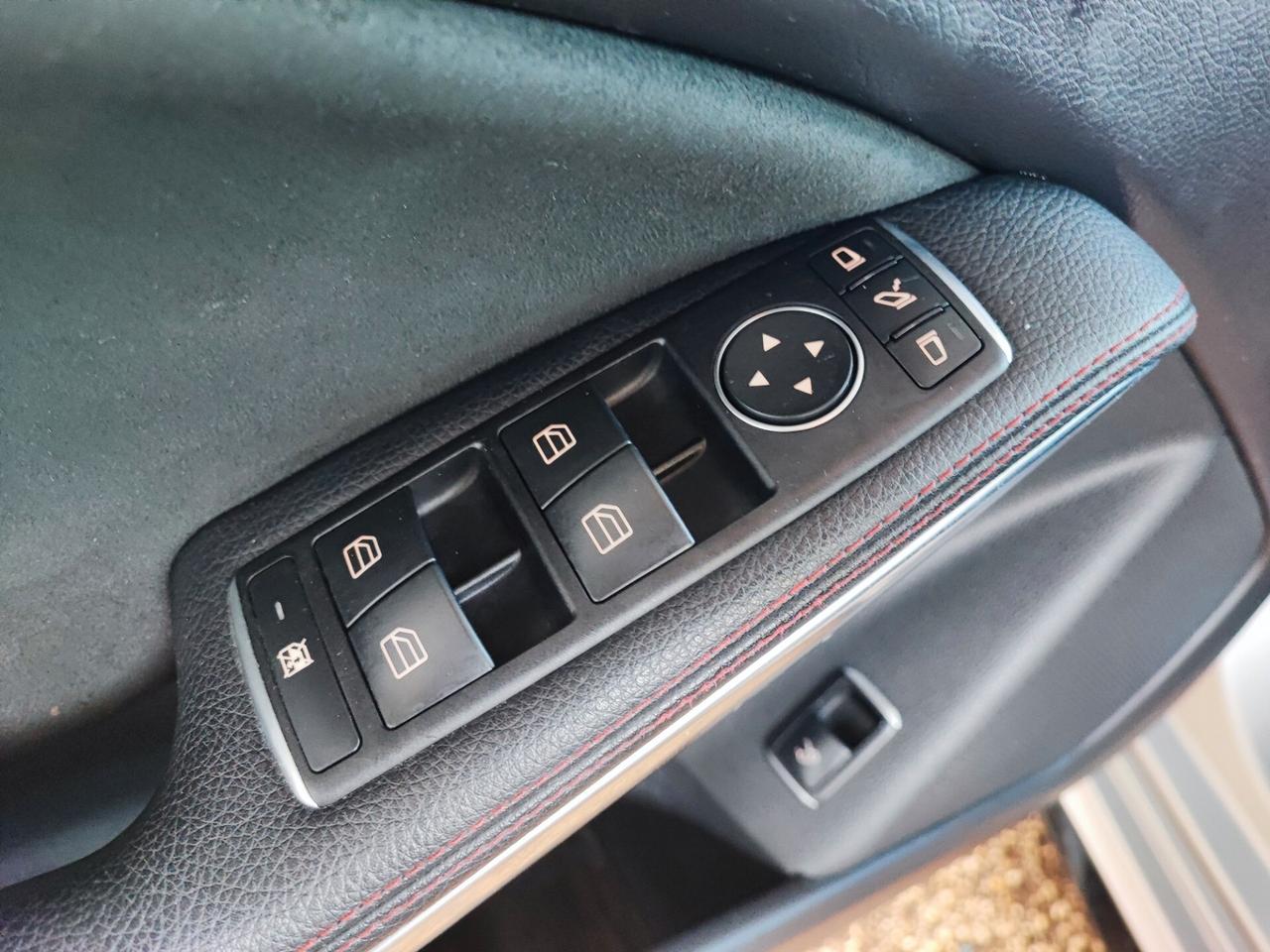 Mercedes-benz CLA 45 AMG 4Matic FULL+++