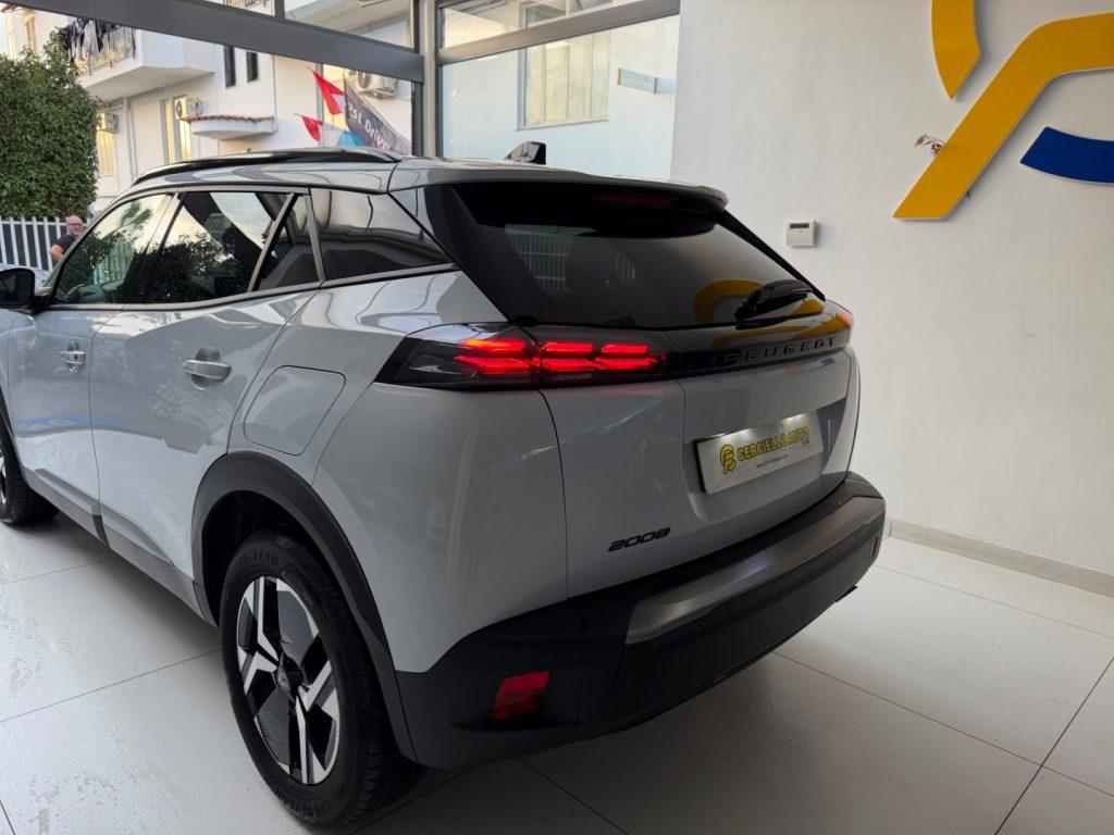 Peugeot 2008 PureTech 100 S&S Allure da €199,00 mensili
