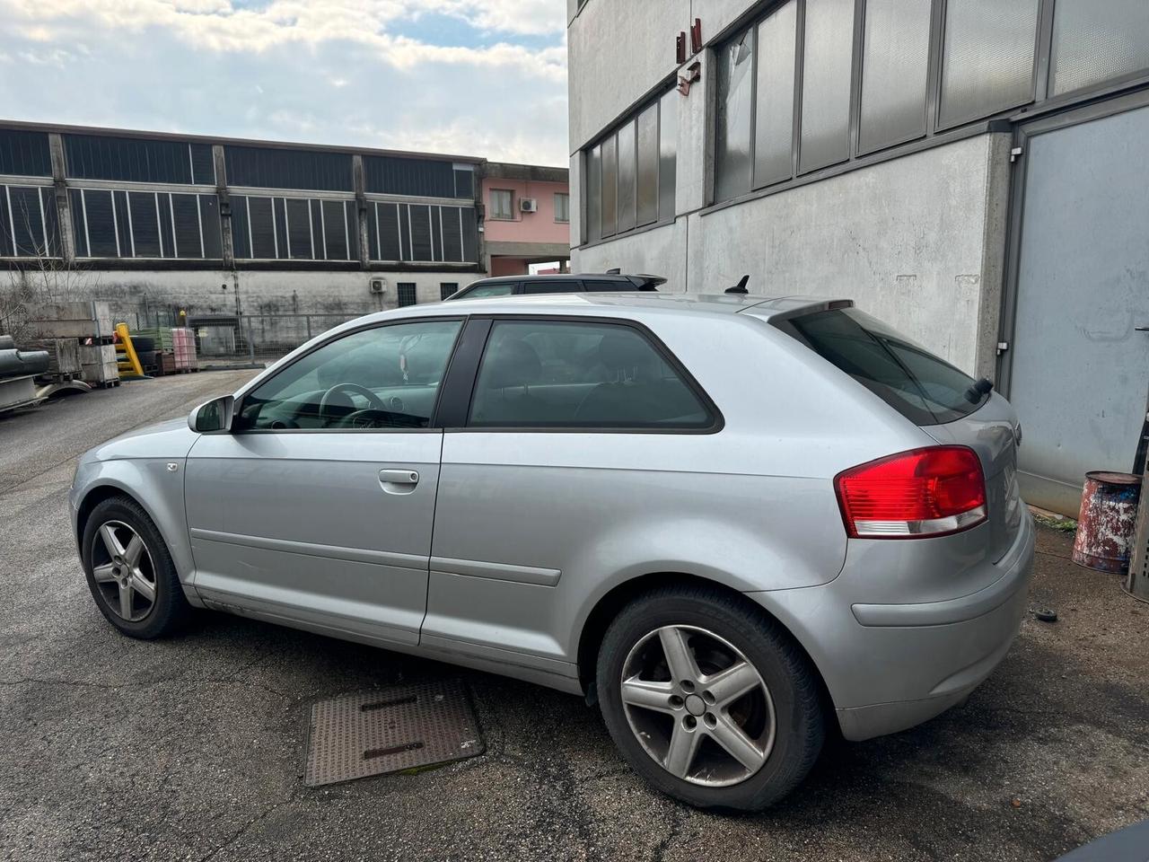 Audi A3 1.6 Ambition - solo per pezzi di ricambio