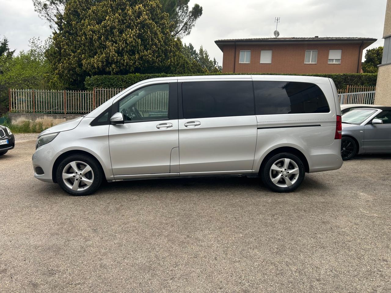 Mercedes-benz V 220 CDI Premium Long